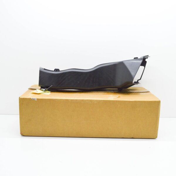 BMW X5 F15 Front Right Brake Air Duct 51747343804 7343804 2015 ORIGINAL