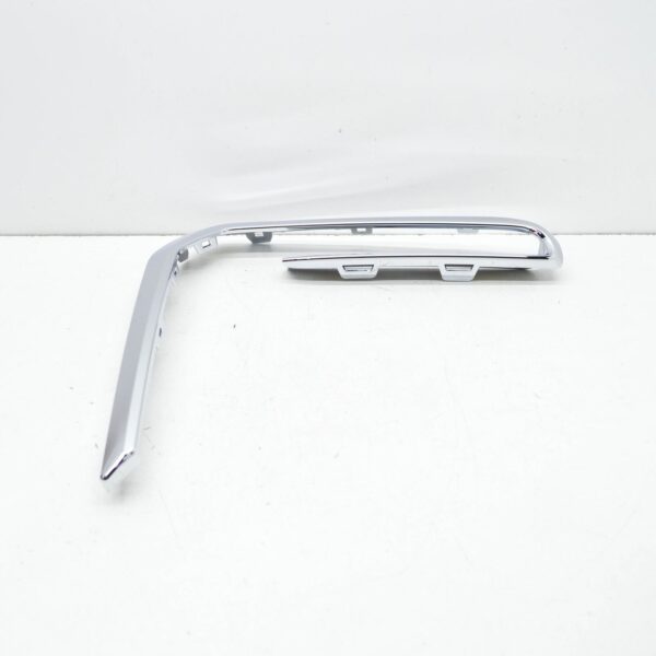 BMW X7 G07 Front Bumper Left Finisher Trim  51118745739 ORIGINAL - Image 5