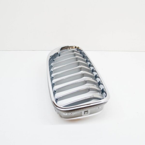 BMW 6 F06 Front Radiator Right High Grille 51137370392 7370392 2016 ORIGINAL - Image 3