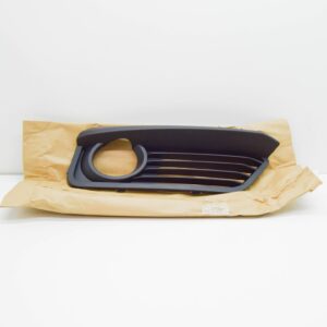 BMW 1 F21 Front Right Bumper Lower Fog Grill 51117371670 7371670 ORIGINAL