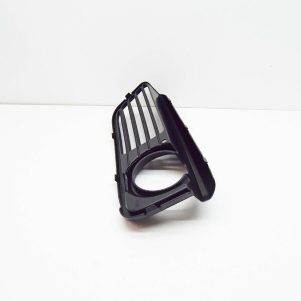 BMW 1 F21 Front Right Bumper Lower Fog Grill 51117371670 7371670 ORIGINAL - Image 3