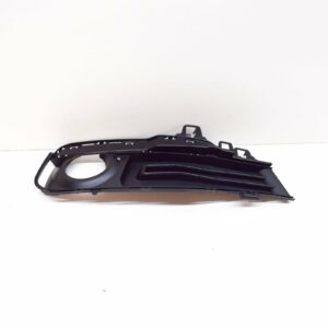 BMW 3 F30 Front Right Fog Light Grille 51117396858 7396858 2016 ORIGINAL