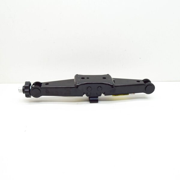 BMW X1 F48 Lift Jack 71126885765 6885765 ORIGINAL - Image 2
