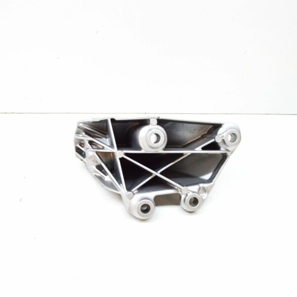 BMW 7 G11 G12 Right Engine Support Bracket 22116871208 ORIGINAL - Image 3