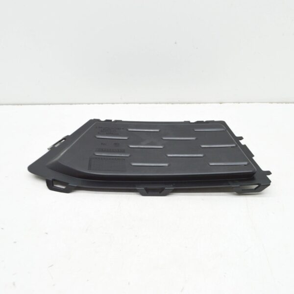 BMW 5 G30 M Front Bumper Right Grille Cover 51118098666 ORIGINAL - Image 3