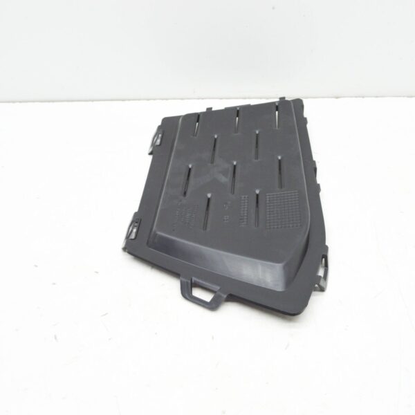 BMW 5 G30 M Front Bumper Right Grille Cover 51118098666 ORIGINAL - Image 4