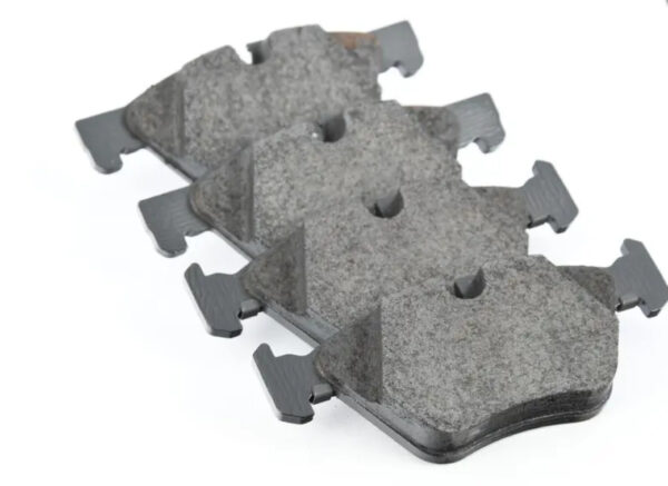 BMW 5 F10 Front Brake Pad Set 2449269 34112449269 ORIGINAL - Image 3