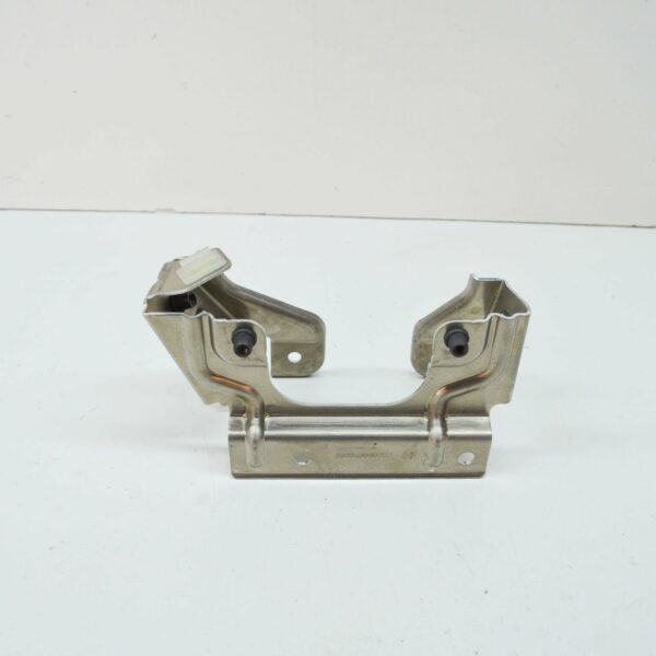 BMW 3 F30 Vacuum Pump Bracket 34336868058 ORIGINAL - Image 4
