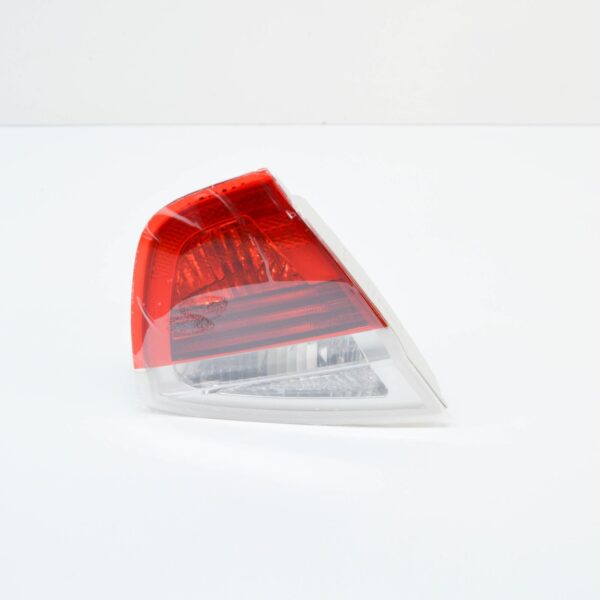 BMW 3 E90 Rear Tailgate Left Taillight 63216937459 6937459 ORIGINAL - Image 2
