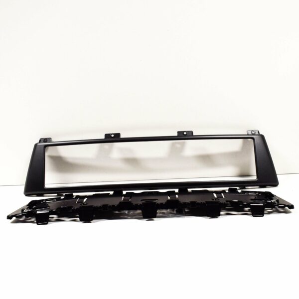 Audi A3 8P front bumper license plate holder 8P48072851QP New True - Image 2