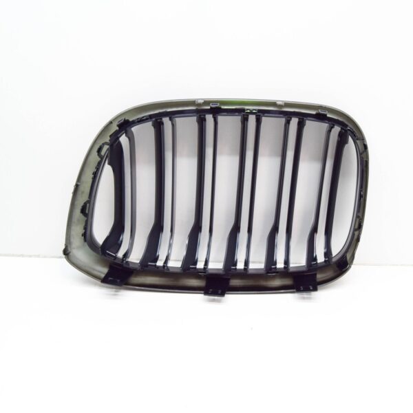 BMW X4 G02 F98 Front Right Radiator Grille 51118098092 ORIGINAL - Image 5