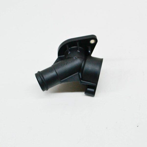 AUDI A5 Sportback 8T8 Rear Right Cooling System Flange 079121137F ORIGINAL - Image 2
