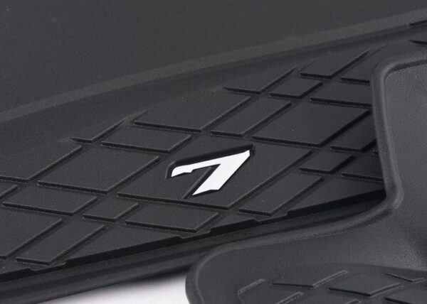 BMW 7 G11 Front All-Weather Floor Mat Set LHD 51472365427 ORIGINAL - Image 4