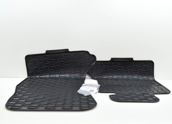 BMW 5 E60 Front Rubber Floor Mats Set 51472409278 ORIGINAL LHD - Image 2