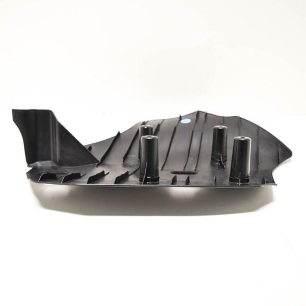 BMW 1 F20 ORIGINAL Rear Right Control Arm Cover Plastic 6796138 2017 - Image 4