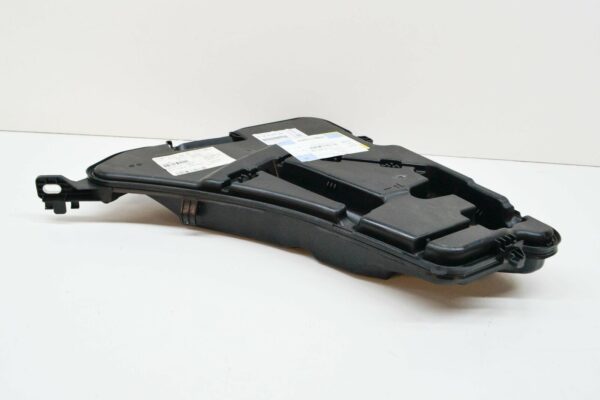BMW M5 F90 Window Washer Fluid Tank Reservoir 61668072764 ORIGINAL - Image 2
