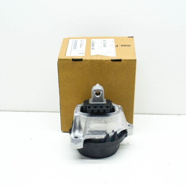 BMW M5 F90 Left Side Engine Mount 8089821 22118089821 ORIGINAL