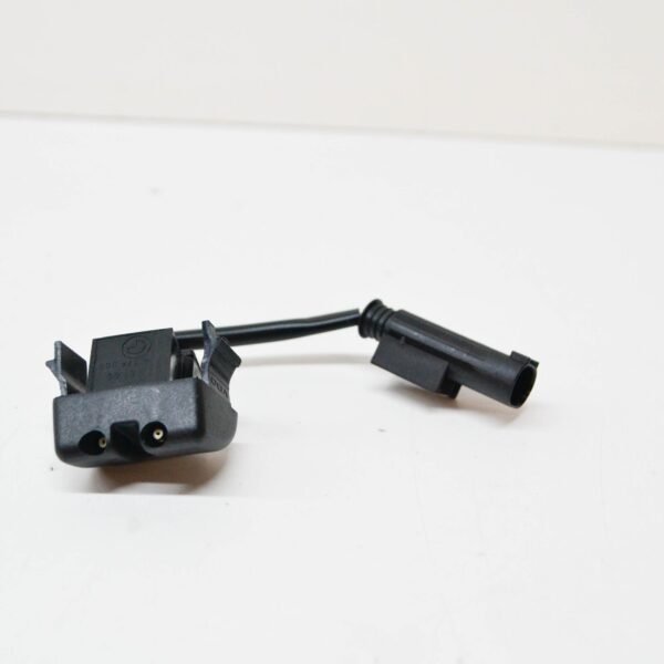 BMW 3 E46 Heated Right Spray Nozzle 61668374366 ORIGINAL - Image 4