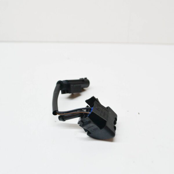 BMW 3 E46 Heated Right Spray Nozzle 61668374366 ORIGINAL - Image 5