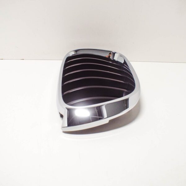 BMW X3 F25 ORIGINAL Front Right Grille 7338572 51117338572 2015 - Image 3