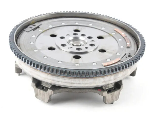 BMW 2 Coupe F22, F87 Twin Mass Flywheel 21212283028 2283028 ORIGINAL - Image 2