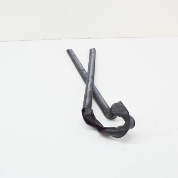 BMW 3 E90 Front Engine Bonnet Seal 51718046965 8046965 ORIGINAL - Image 3