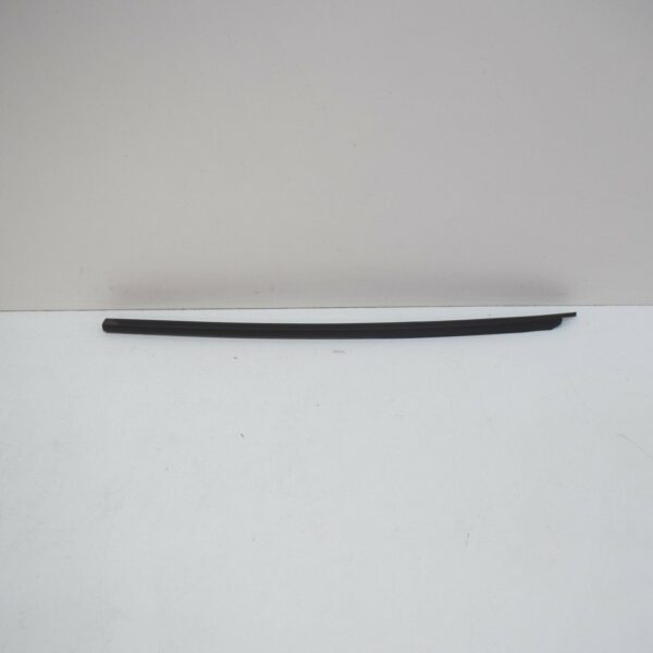 BMW 3 Touring E30 Rear Window Right Side Covering 51311967338 ORIGINAL - Image 3