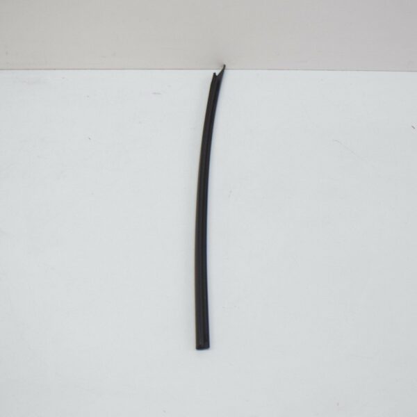 BMW 3 Touring E30 Rear Window Right Side Covering 51311967338 ORIGINAL - Image 4