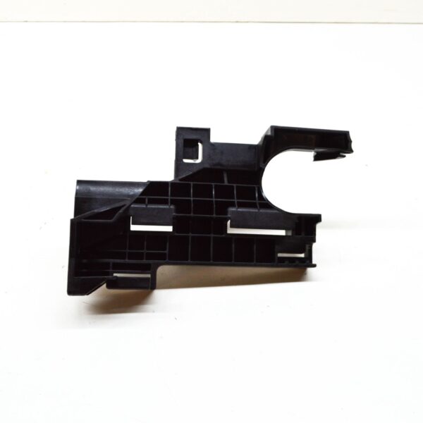 BMW 5 G30 Right Lower  Cooling Radiator Holder 17118632128 8632128 ORIGINAL
