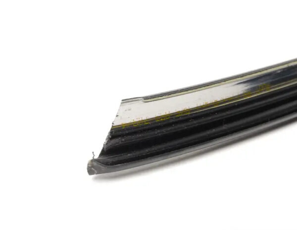 AUDI A4 Avant B8 Left Upper Roof Drip Molding 8K9853703E1P9 ORIGINAL - Image 3
