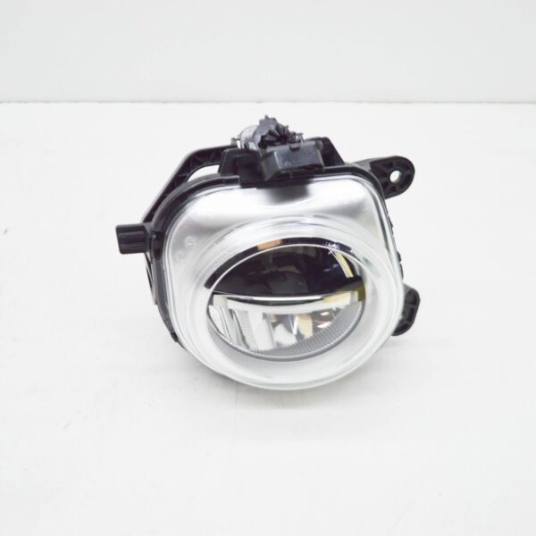 BMW X5 F15 Front Right LED Fog Light 63177317252 2013 ORIGINAL - Image 2