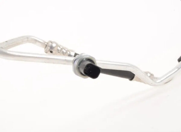 BMW X3 F25 A/C Hose 9228234 64539228234 ORIGINAL - Image 3