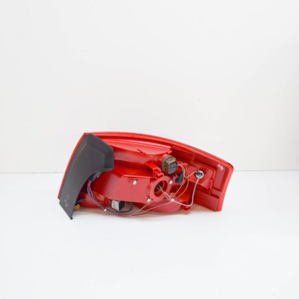 AUDI A4 Cabrio 8H7, B6, 8HE, B7 Rear Left Taillight 8H0945095E ORIGINAL - Image 4