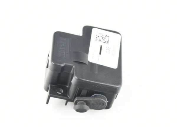 BMW i3 I01 Drive Unit Power Socket Lock 6805424 61136805424 ORIGINAL - Image 3