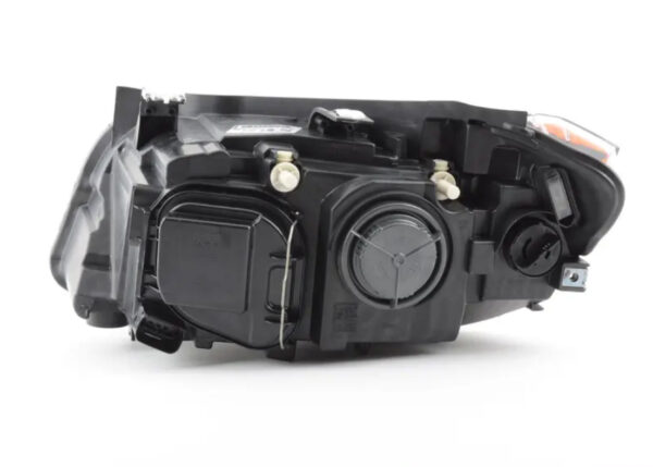 BMW X1 E84 Front Right Headlight 63117290238 7290238 ORIGINAL - Image 3