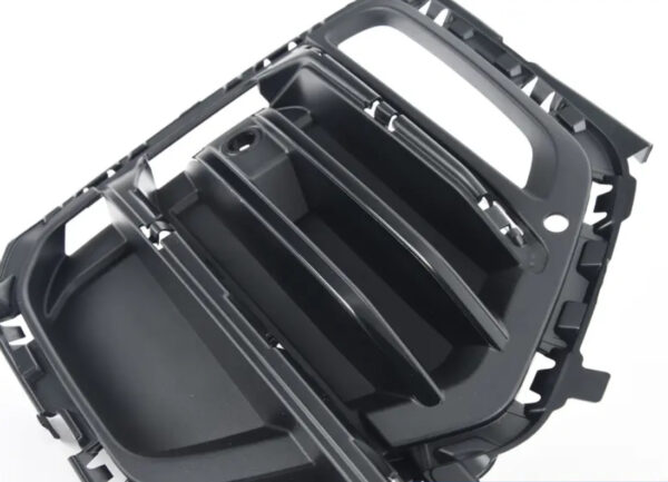 BMW X5 G05 Front Right Side Closed Grille 51117449688 7449688 ORIGINAL - Image 3