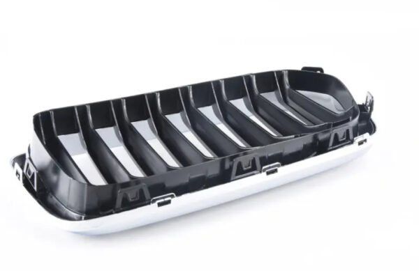 BMW X2 F39 Front Left Bumper Grill 7424777 51137424777 ORIGINAL - Image 2