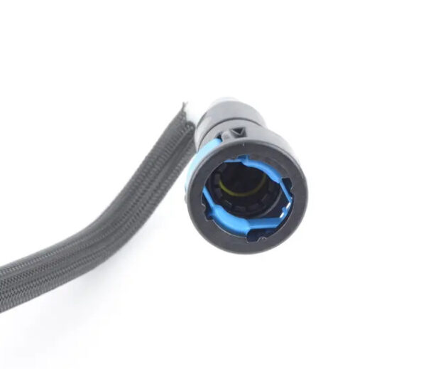 BMW 3 E90 Pipe Hose 13537811577 7811577 2011 4098695 - Image 3