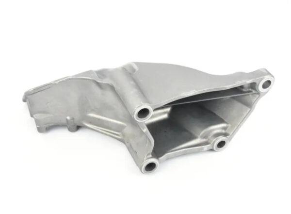 BMW X5 F15, F85 Front Right Engine Mount Bracket 22116882036 6882036 ORIGINAL