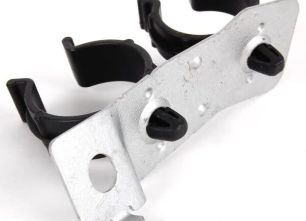 BMW 5 F10 Coolant Hose Spacer Holder 7555977 11537555977 ORIGINAL - Image 3