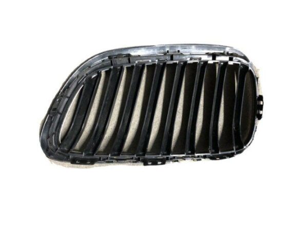 BMW 2 Cabrio F23 Front Bumper Right Grille 51117464482 7464482 ORIGINAL - Image 2