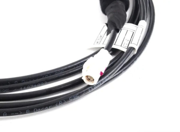 BMW 5 E60 USB/HUB Connection Wire 9137935 61119137935 ORIGINAL - Image 2