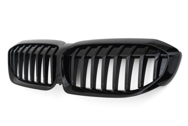 BMW 3 G20 Front Ornamental Grille Iconic 63172466703 ORIGINAL