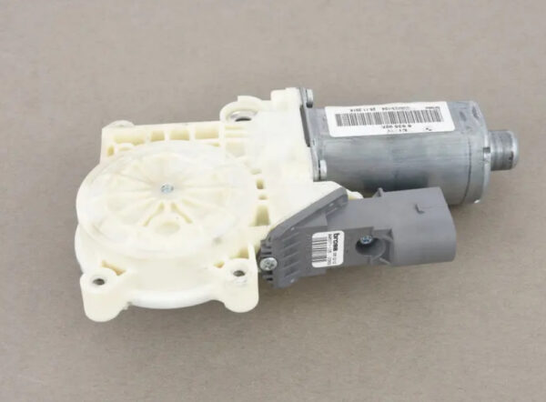 BMW 3 E46 Front Right Door Window Control Motor 67626935928 6935928 ORIGINAL - Image 2