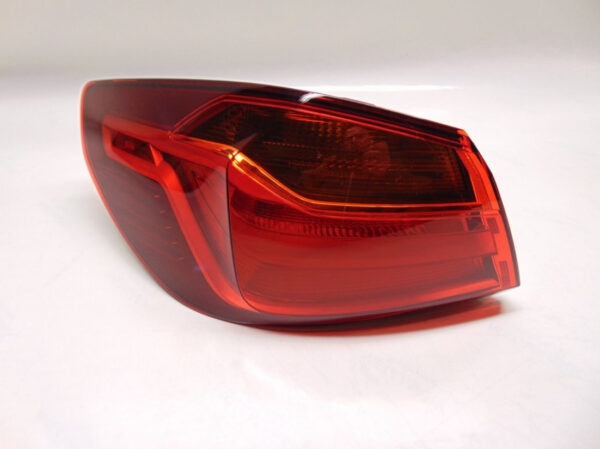 BMW F40 Rear Left Outer Taillight 63217450641 7450641 ORIGINAL