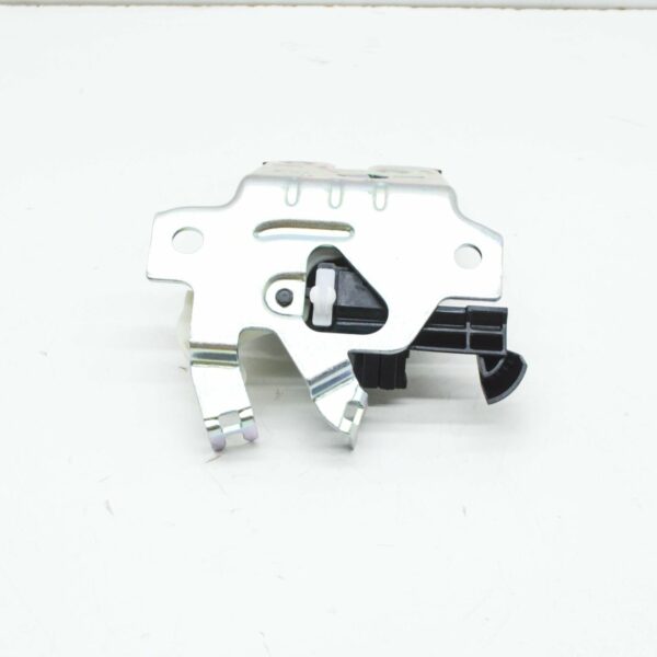AUDI A4 B9 Rear Trunk Lock 8W0827503 ORIGINAL - Image 4