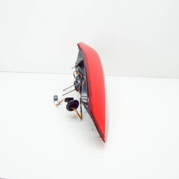 FORD FOCUS MK4 Estate Outer Rear Left Taillight   2603190 ORIGINAL - Image 4