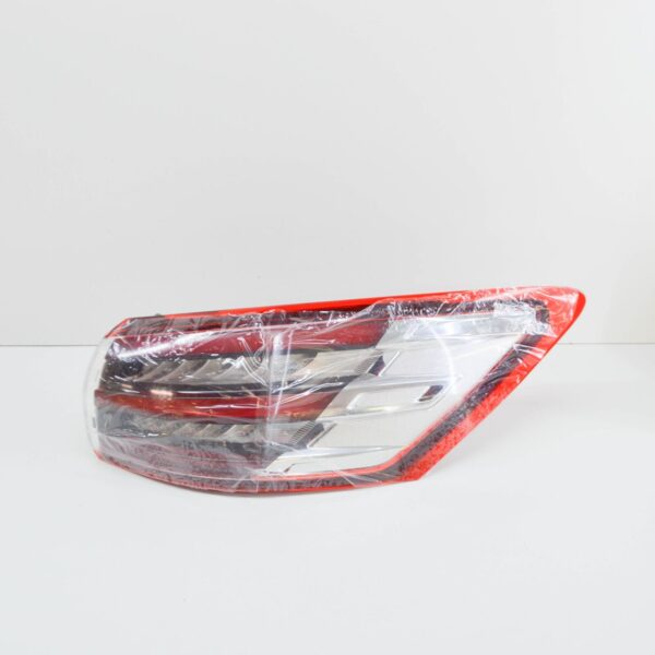 FORD S-MAX MK2 Rear Right Outer Taillight EM2B-13404-BP 2429261 ORIGINAL - Image 2