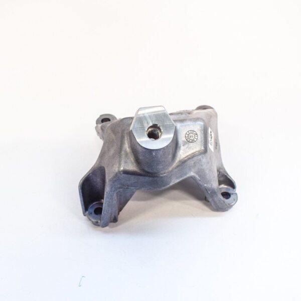 AUDI A4 S4 Left Side Engine Bracket B9 3.0 Petrol 260kw 8W0199307L ORIGINAL - Image 4