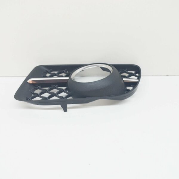 JAGUAR XJ X350 Front Bumper Left Fog Light Grille Cover C2C39655 ORIGINAL - Image 2